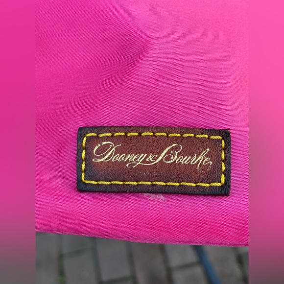 Dooney & Bourke nylon North South Triple Zip crossbody preppy, vacation, travel - Picture 4 of 7